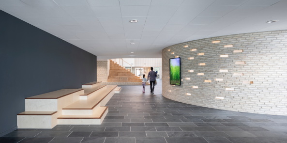 Schulerweiterung von C.F. M�ller Architects in Ikast