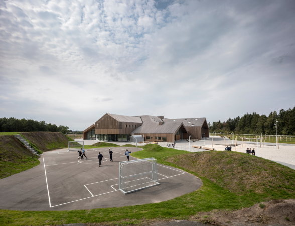 Schulerweiterung von C.F. M�ller Architects in Ikast