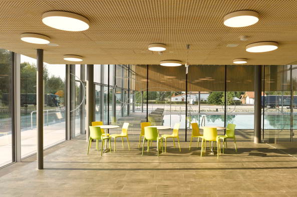 Hallenbad bei Karlsruhe von 4a Architekten