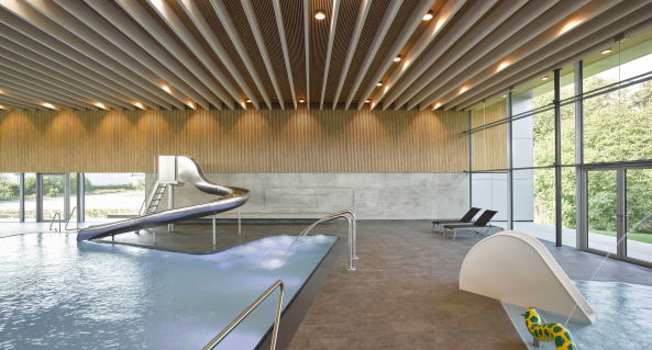 Hallenbad bei Karlsruhe von 4a Architekten