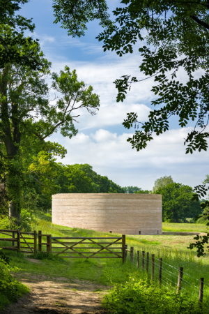 Wasserpavillon von Mark Wallinger und Octopi bei London