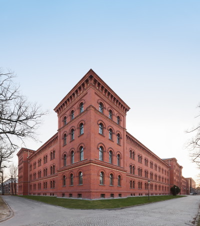 Die ehemalige Hauptkadettenanstalt ist seit 1994 Bundesarchiv.