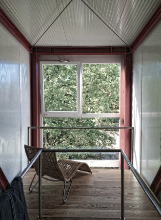 Low-Budget Wohnhaus von Achitekturb�ro Stocker bei Stuttgart