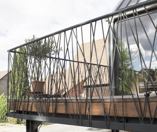 Low-Budget Wohnhaus von Achitekturb�ro Stocker bei Stuttgart