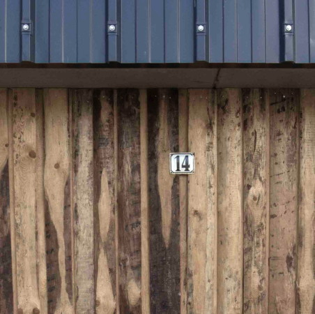 Low-Budget Wohnhaus von Achitekturbro Stocker bei Stuttgart