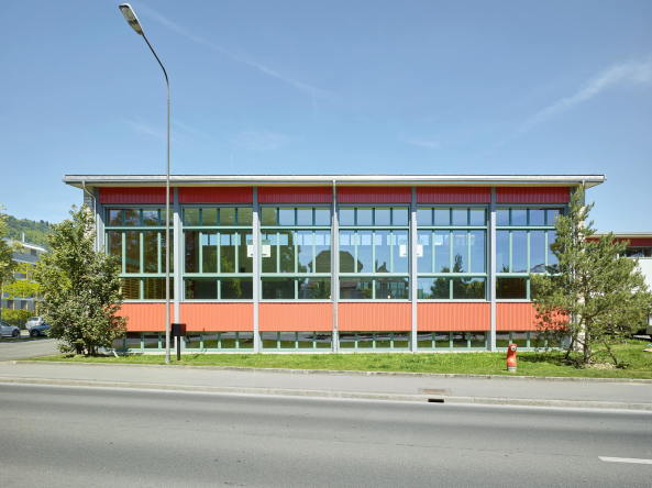 Sanierung Pavillonschule von Morscher Architekten in Biel
