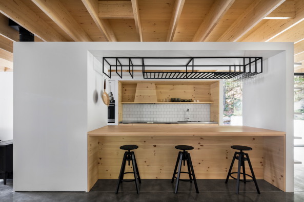 Holzhaus in Quebec von Atelier Gnral