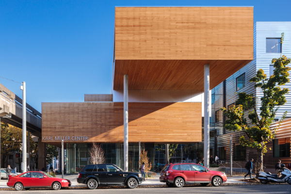 Unibau von Behnisch Architekten in Portland