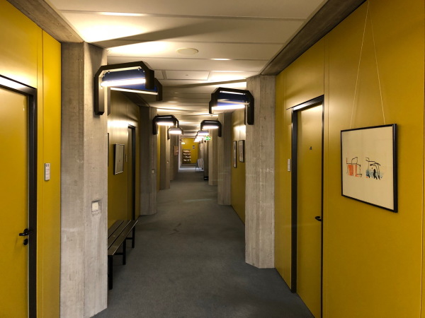 Rathaus Ahlen: Broflur - noch im Original erhalten - Architekten: Brigitte + Christoph Parade (Dsseldorf), 1974-82 (c) Stefan Rethfeld