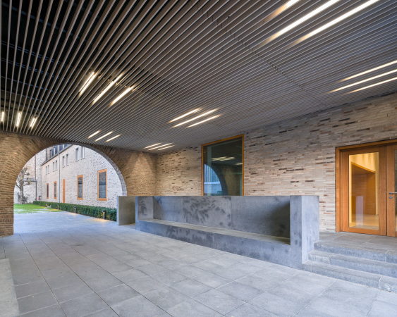 Gernot Schulz komplettiert Haus Altenberg im Bergischen Land