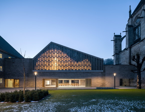 Gernot Schulz komplettiert Haus Altenberg im Bergischen Land