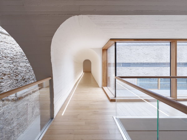 Gernot Schulz komplettiert Haus Altenberg im Bergischen Land