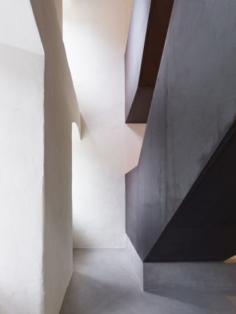 Gernot Schulz komplettiert Haus Altenberg im Bergischen Land