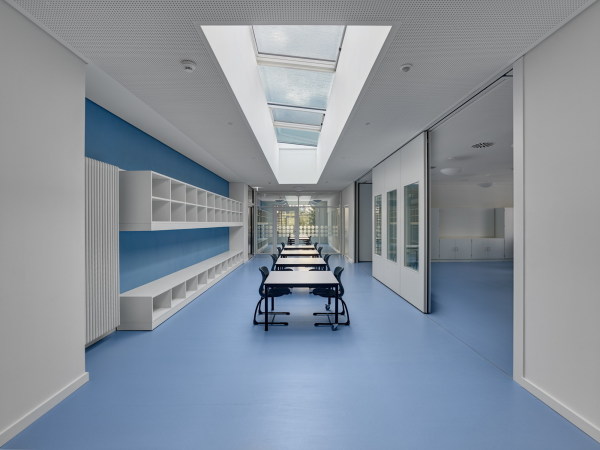 Schulerweiterung von Renner und Bollinger+Fehlig bei Berlin