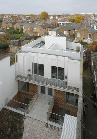Um- und Neubau von IBLA Architects in London