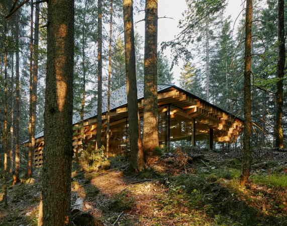 Meditationshaus von Kengo Kuma bei Garmisch-Partenkirchen