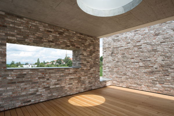 Brogebude von Ackermann + Raff