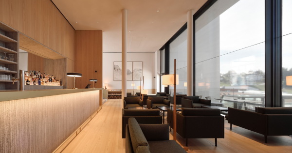 Radikaler Hotelumbau in Sdtirol von Peter Pichler Architecture