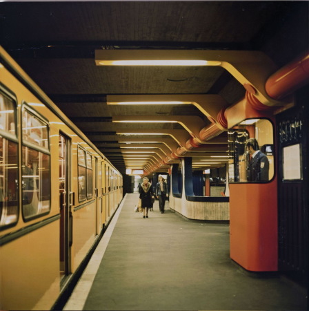 Ralf Schler und Ursulina Schler-Witte, U-Bahnhof Schlostrae, Berlin, 1974