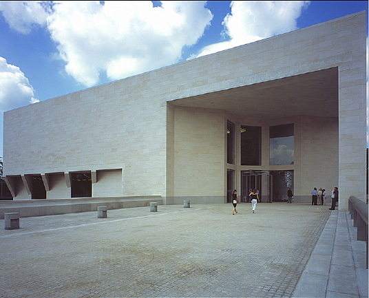 Peis Museum in Luxemburg erffnet - mit Kommentar