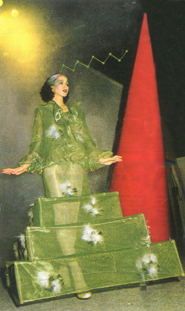 Cinzia Ruggeri, Abito Ziggurat, 1984