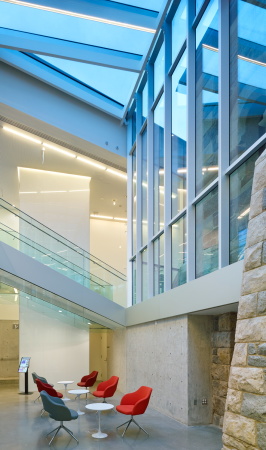 RDH Architects transformieren altes Postamt in Cambridge