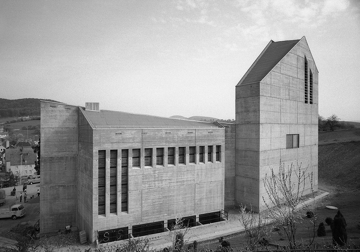 Auferstehungskirche zu Sailauf / Buchtipp Nachruf auf ein verlorenes