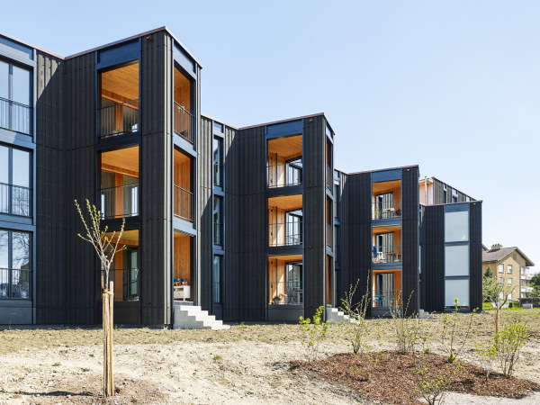 Mehrgenerationenhaus in Winterthur von weberbrunner und Soppelsa