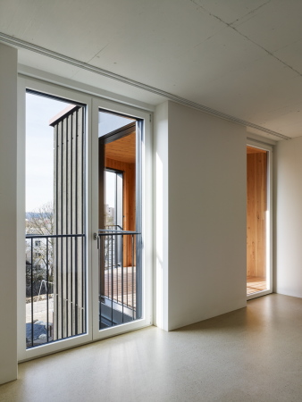 Mehrgenerationenhaus in Winterthur von weberbrunner und Soppelsa