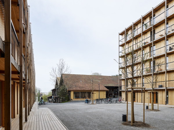 Mehrgenerationenhaus in Winterthur von weberbrunner und Soppelsa