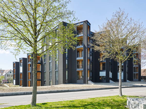 Mehrgenerationenhaus in Winterthur von weberbrunner und Soppelsa