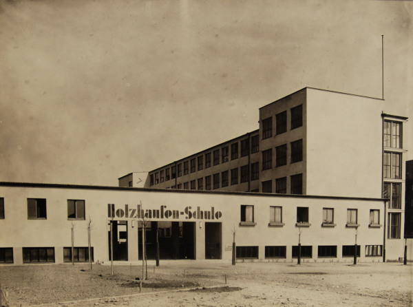 Martin Elsaesser und Walter Krte, Holzhausenschule, um 1930, Ansicht von Sden