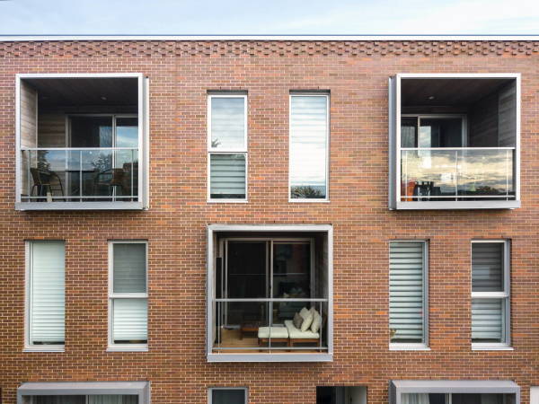 Mehrfamilienhaus in Montral von ADHOC