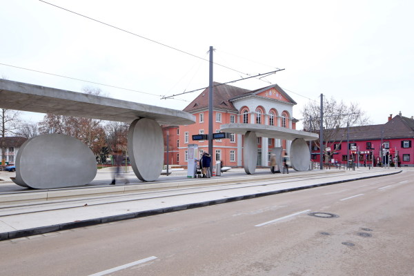 Tramstation von J. Mayer H.