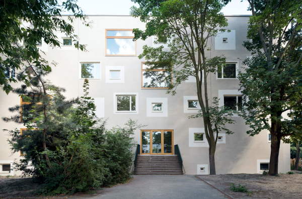 Schulerweiterung von MONO Architekten in Berlin