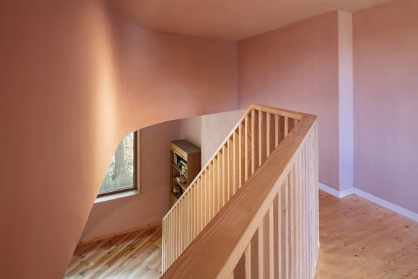 Schulerweiterung von MONO Architekten in Berlin