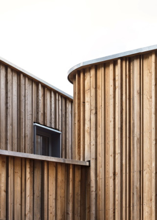 Schulerweiterung von MONO Architekten in Berlin