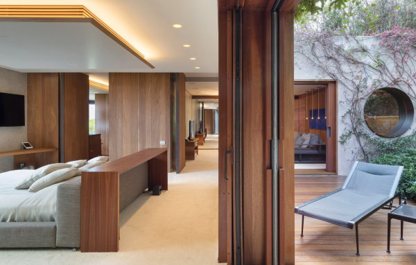 Villenanlage der Siebzigerjahre auf Sardinien umgebaut