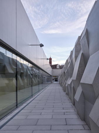 Sporthalle von :mlzd Architekten im Aargau