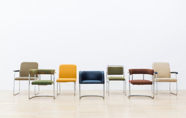 Polster- und Armlehnst�hle, 1970er/80er Jahre. Entwurf: VEB M�belkombinat Hellerau, Entwurfsb�ro Waldheim, Herstellung: VPA des VEB Vereinigte Polsterm�belindustrie Oelsa Rabenau, Werk Lisema Frankenberg. � SHF / David von Becker