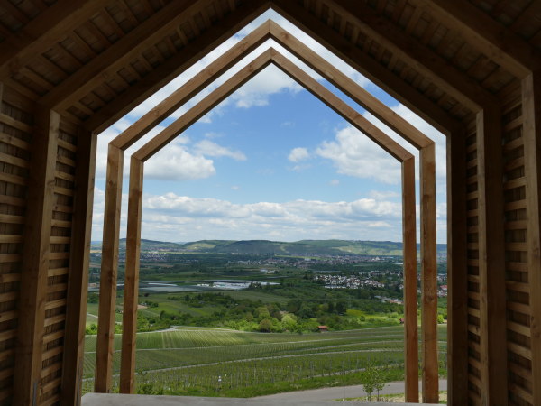 Die Weinbergh�uschen sind Schutzh�tte und Lagerraum der schw�bischen Weinbauern, Wengerter genannt.