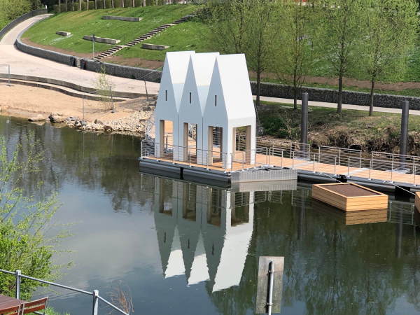Einer von 16: An der Mndung der Rems steht dieser Badehaus-Pavillon von Mckler Architekten (Frankfurt).