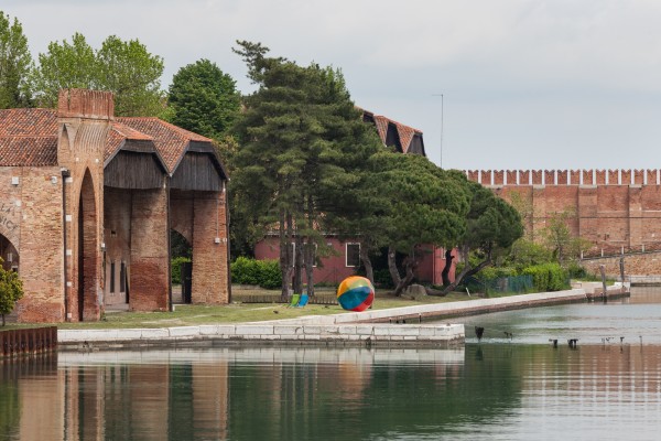 Bester Pavillon: Der litauische Beitrag Sea + Sun (Marina) erschliet mit der Marina Militare auch eine neuen Teil von Venedig fr die Biennale.