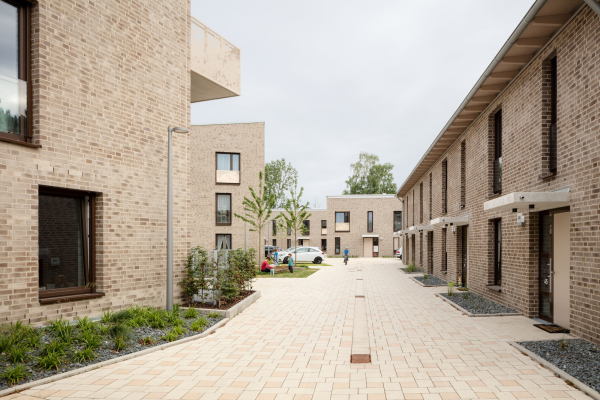 Genossenschaftliches Wohnensemble in Hannover von ksw