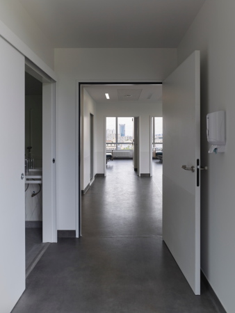 Hospitalanbau von Atelier Martel bei Paris