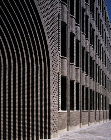 Nike fr Fgung: Bremer Landesbank, Bremen 20112016, Caruso St John Architects