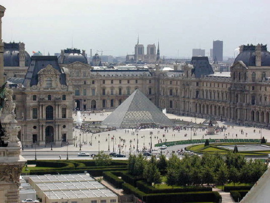 Louvre in Paris wird abermals erweitert