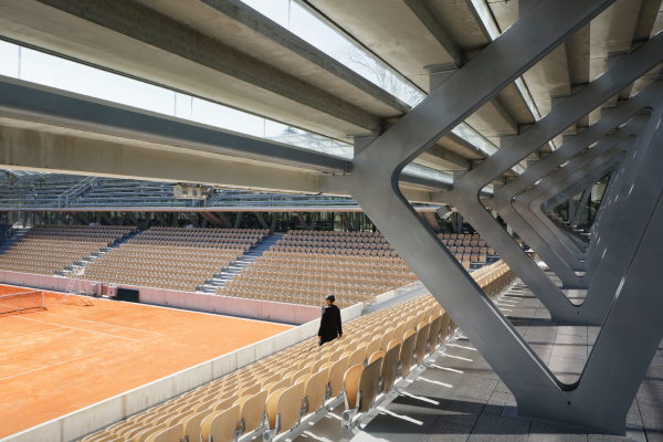 Tenniscourt von Marc Mimram in Paris