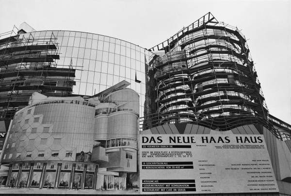 Hans Hollein, Haas-Haus, Wien, AT, 1985-1990, Baustelle 1989  Architekturzentrum Wien, Sammlung,
