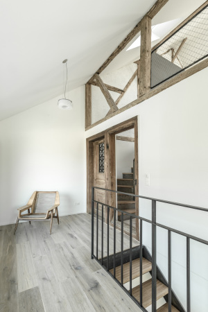 Umgestaltung eines Wohnhauses im Aargau von Andreas Pizza